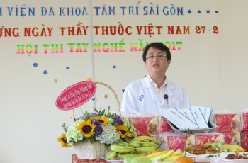 BS CKII Cao Hùng Phú - GĐ BV Tâm Trí Sài Gòn chúc mừng Ngày Thầy Thuốc Việt Nam