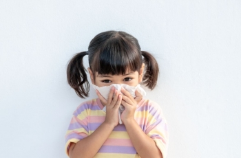 CÁCH PHÒNG BỆNH HÔ HẤP CHO TRẺ KHI DU XUÂN