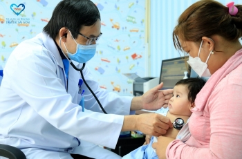 Trẻ em có nên trì hoãn việc tiêm chủng phòng ngừa các bệnh lý trong đợt dịch Covid-19?